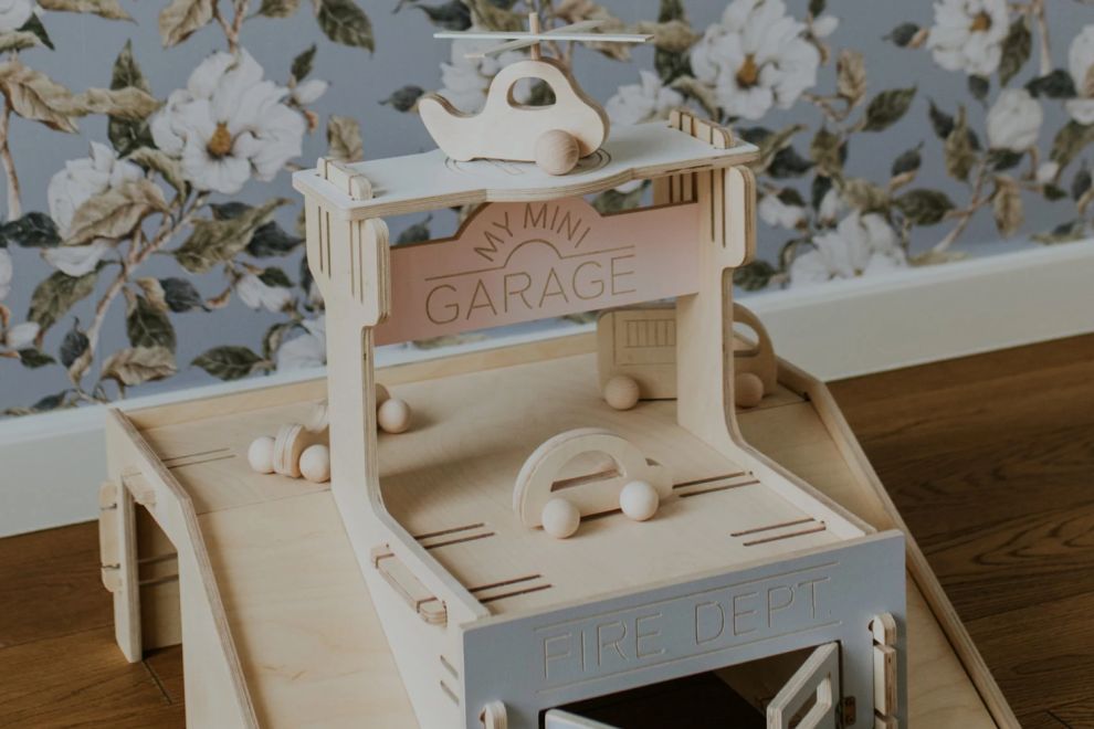 Wooden Mini Garage - Pearl Grey