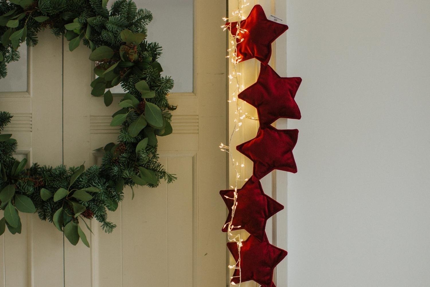 Red Velvet Star Garland