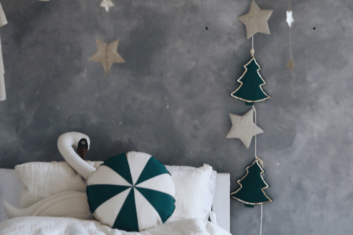 Green Christmas Tree Garland