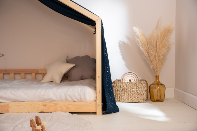 Plachta pro Postel Cabane Tmavě Modrá s Stříbrnými Hvězdami – Model DK