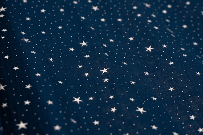 Toile de Lit Cabane Bleu Marine à Étoiles Argentées - Modèle DK