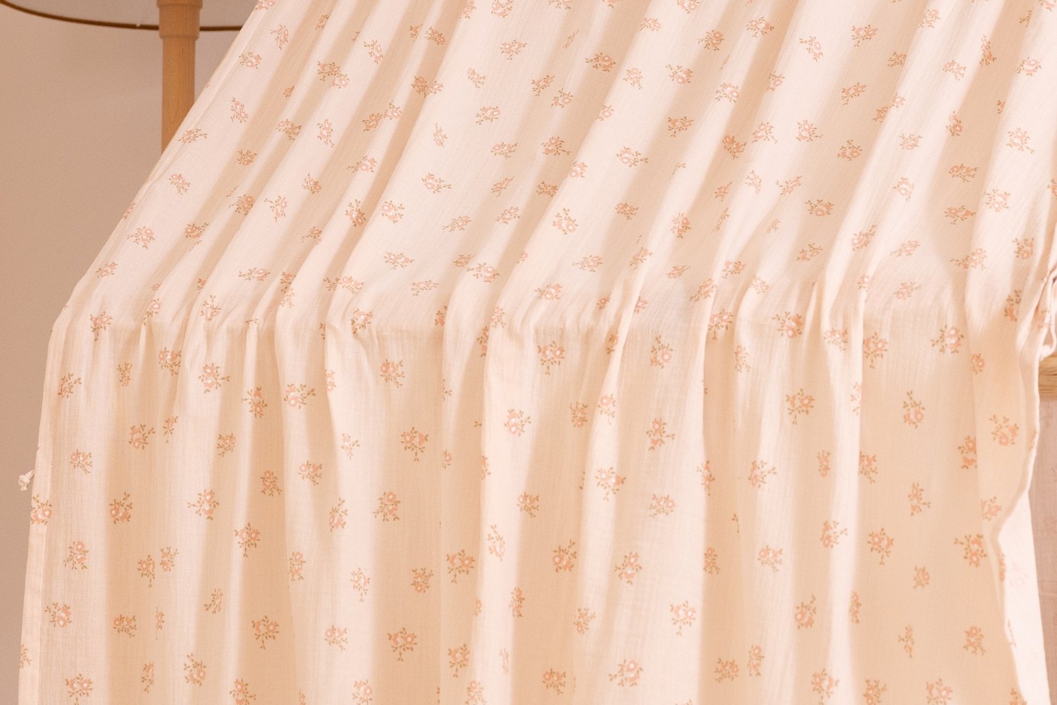 Toile de Lit Cabane Fleurs Vintage - Modèle DK