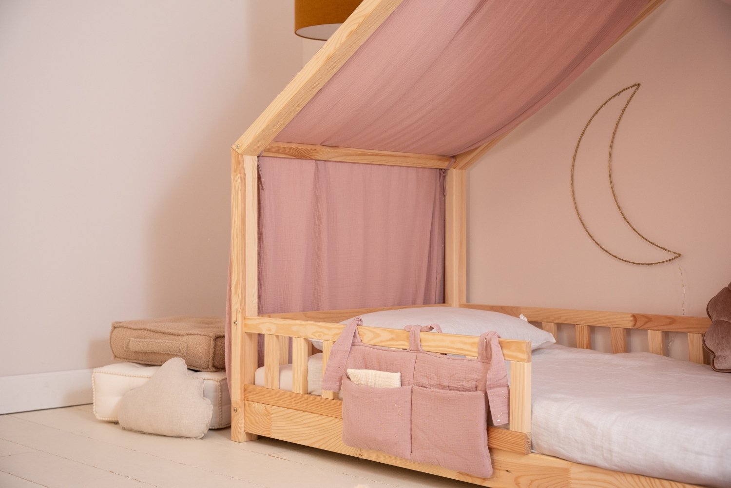 Véu de cama casinha Sépia Rosa com pontos dourados - Modelo DK