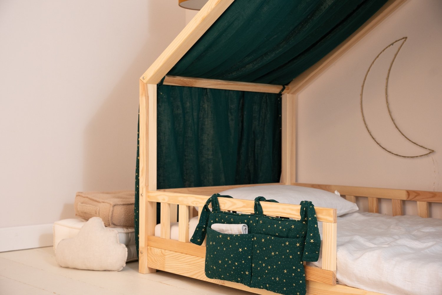 Toile de Lit Cabane Vert Foncé à Étoiles Dorées - Modèle DK