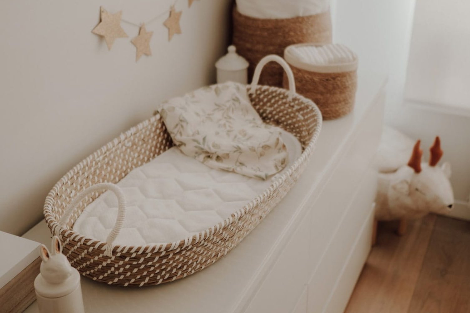 Panier à langer avec matelas - Naturel & Blanc