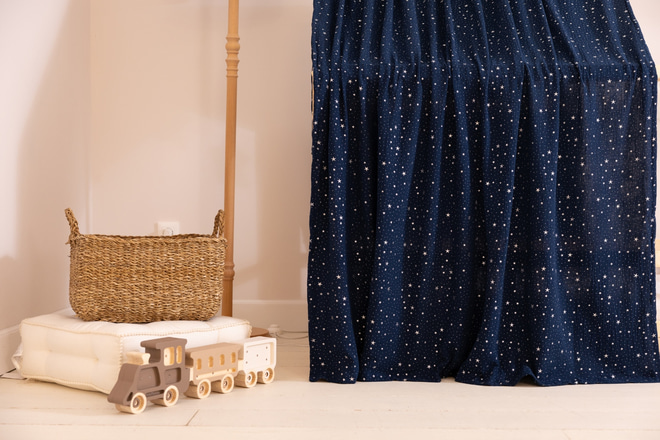 Plachta na Postel Cabane Námořnická Modrá se Stříbrnými Hvězdami – Model K