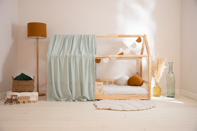 Plachta pro domečkovou postel Mentolová – Model K