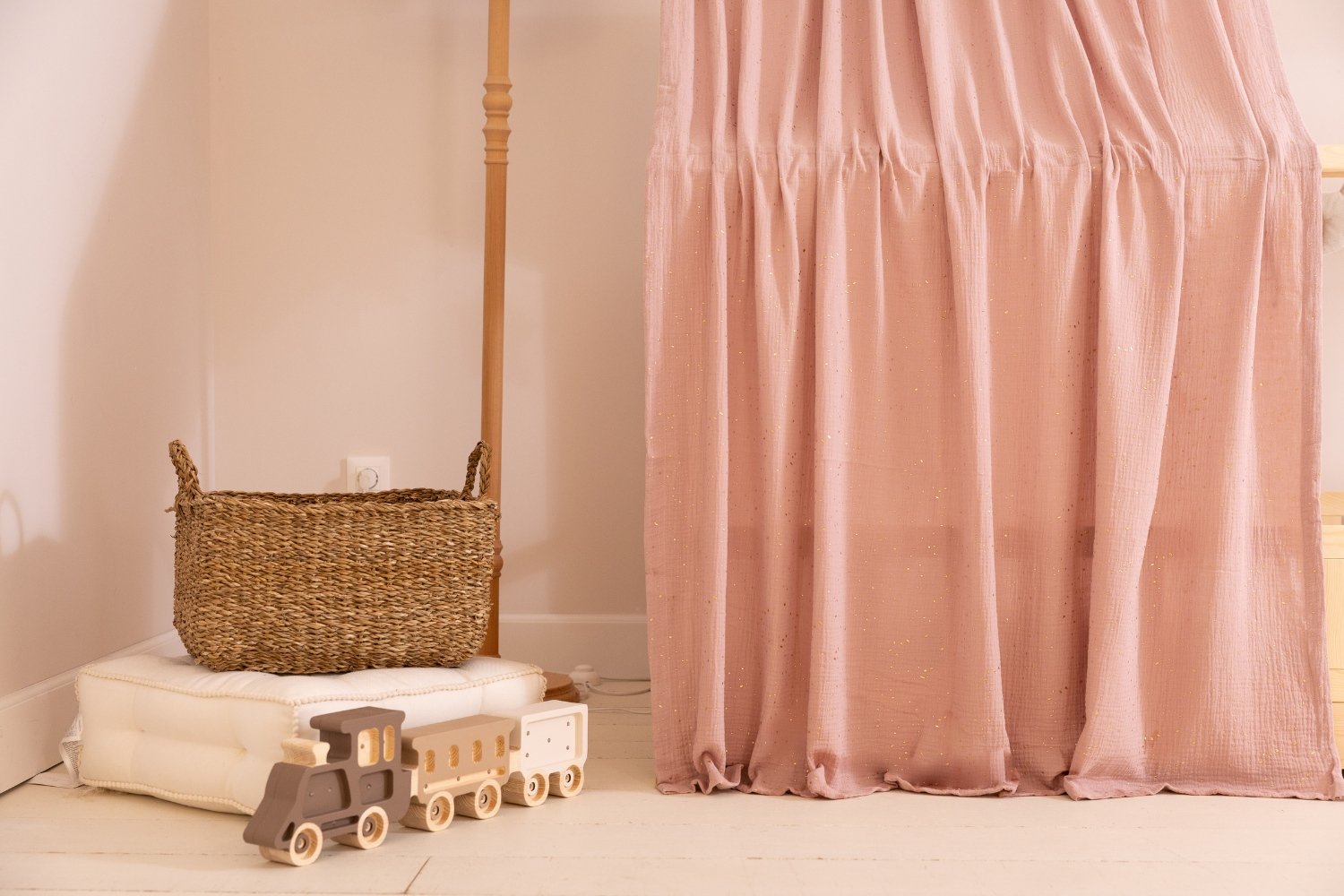 Toile de Lit Cabane Sepia Rosé à Pois Dorés - Modèle K