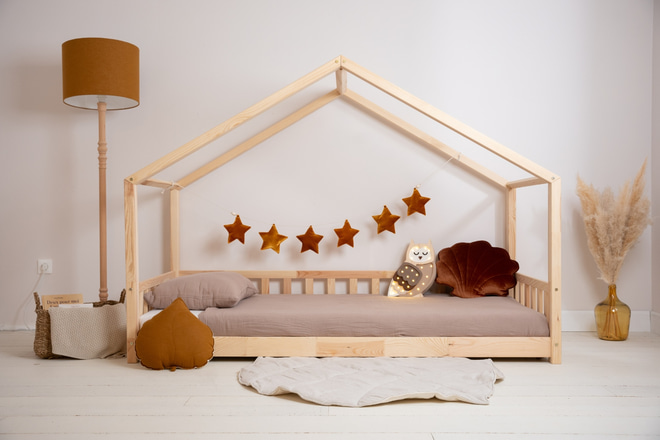 Domeček postel DK 90x190