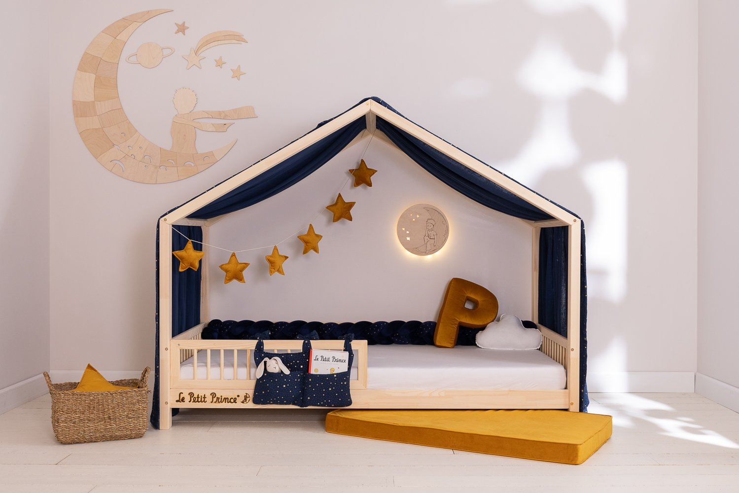 The Little Prince Wall Decoration