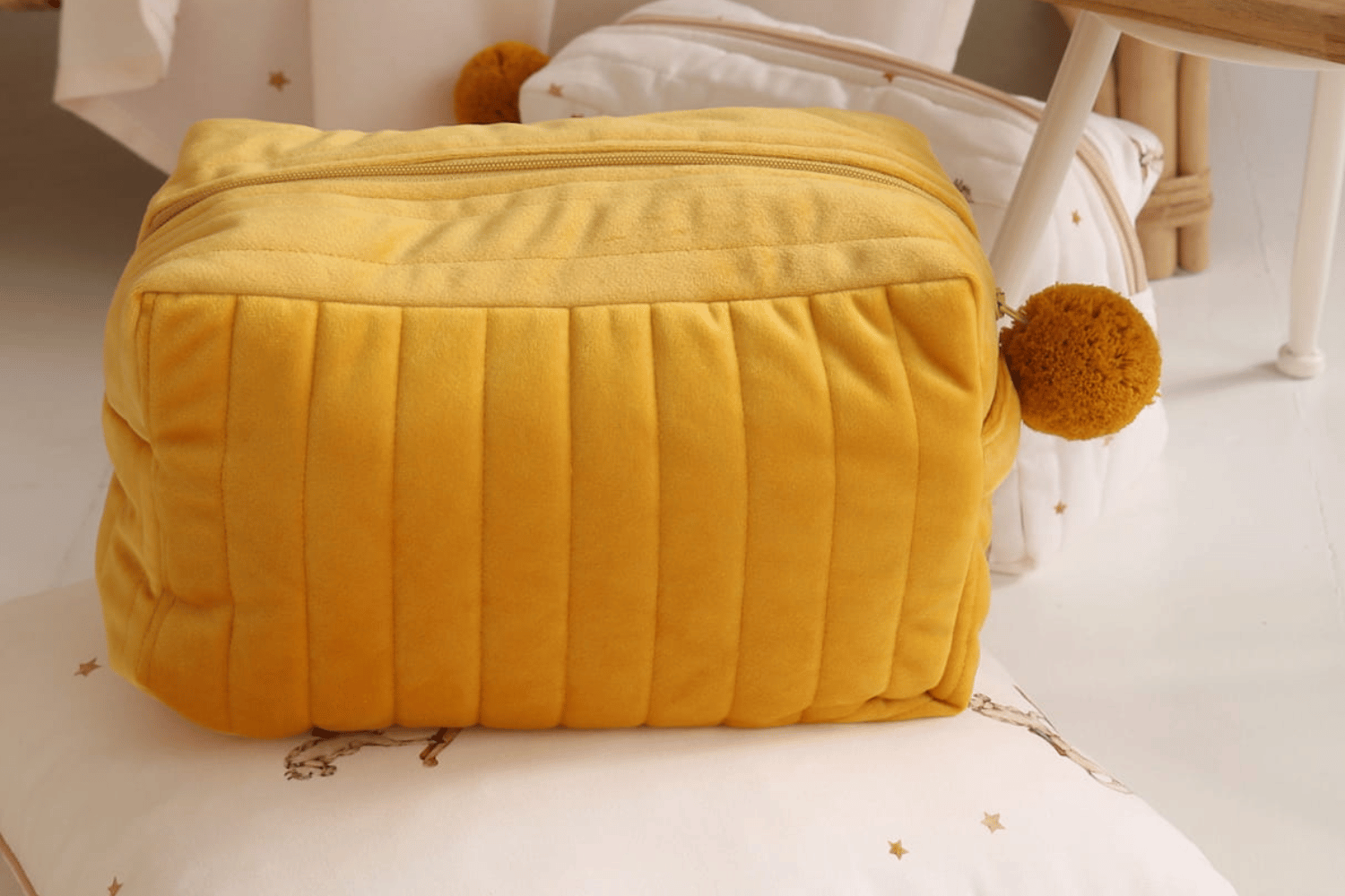 Vintage Bloom Quilted Toiletry Bag