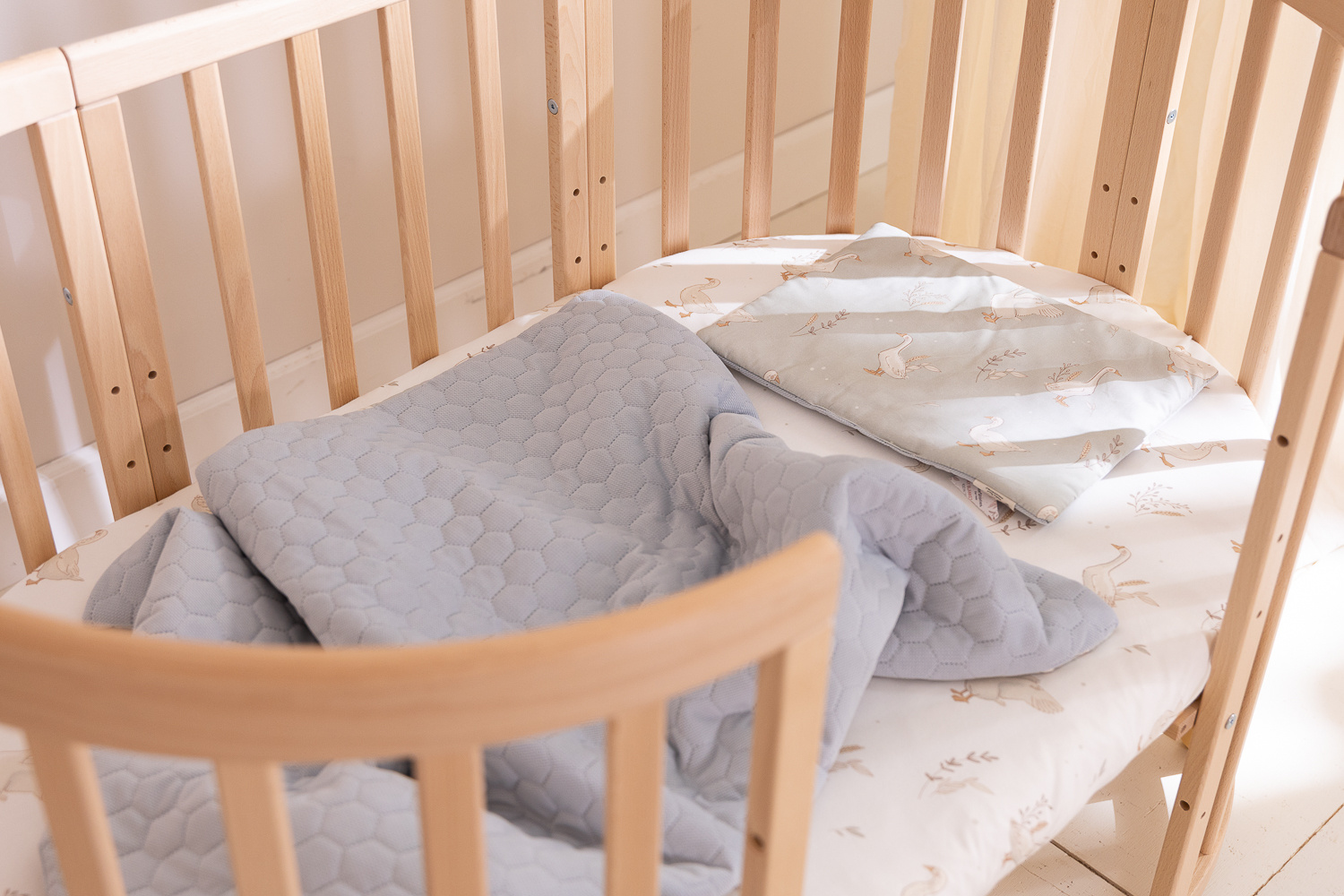 - Berceau Évolutif 7 en 1 Ovale avec Matelas - Naturel - Naturel (Mon Lit Cabane) - Image 22