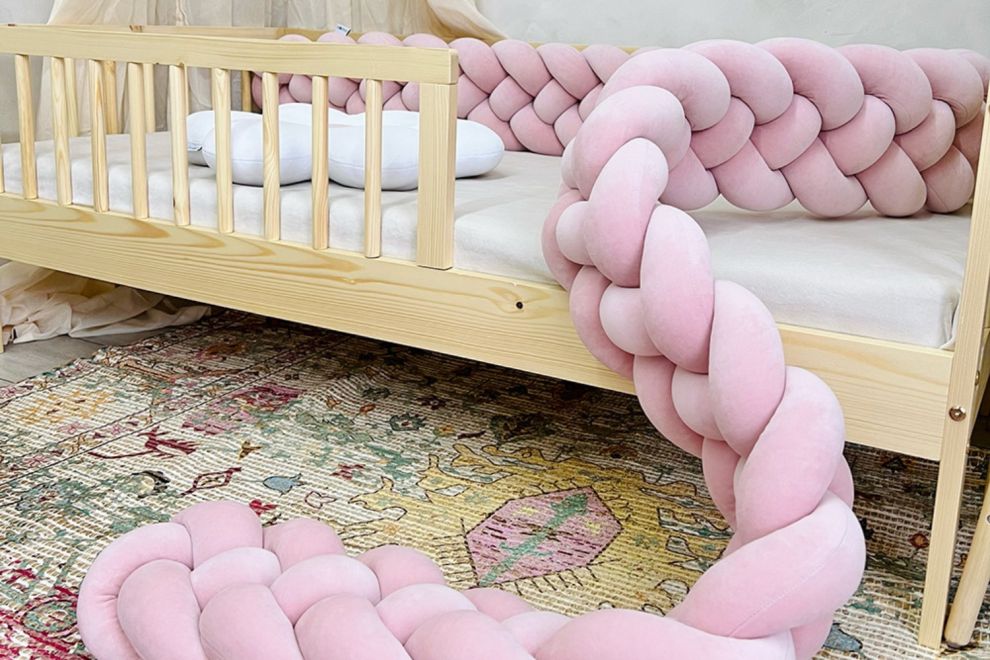 Powder Pink Bed Bumper - 4 Ropes