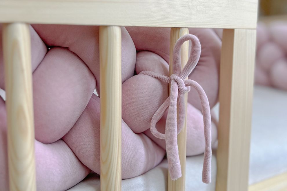 Powder Pink Bed Bumper - 4 Ropes