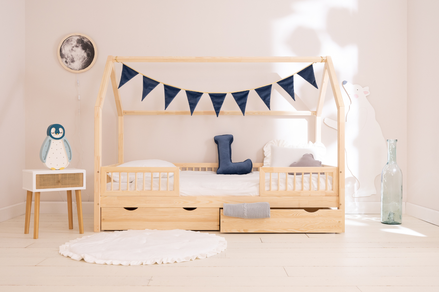 House Bed BWT 70x140cm House Bed BWT 70x140cm