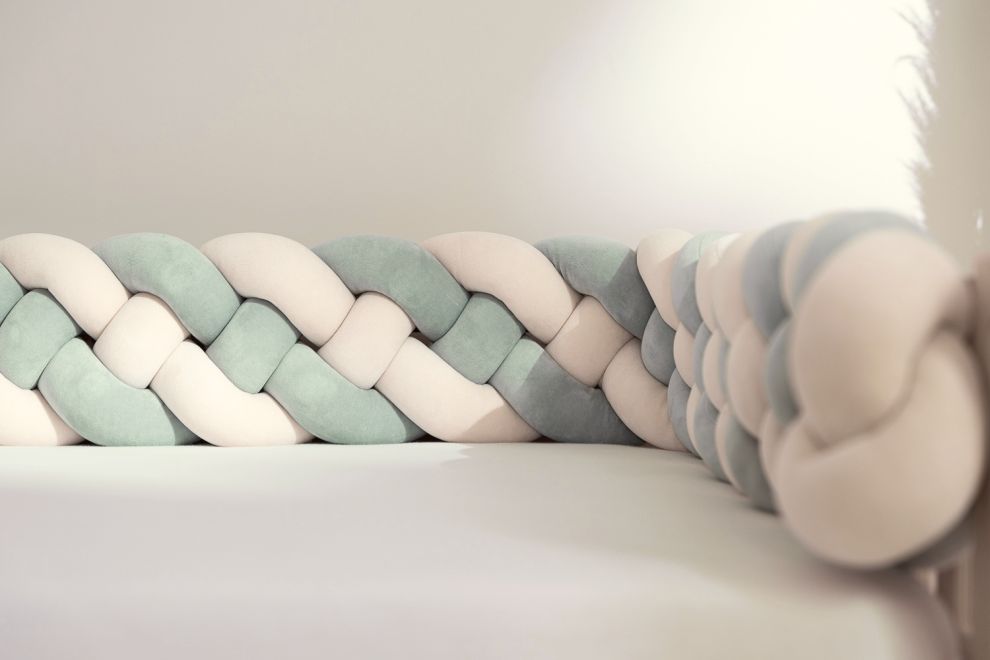 Sage Green and Almond Bed Bumper - 4 Ropes