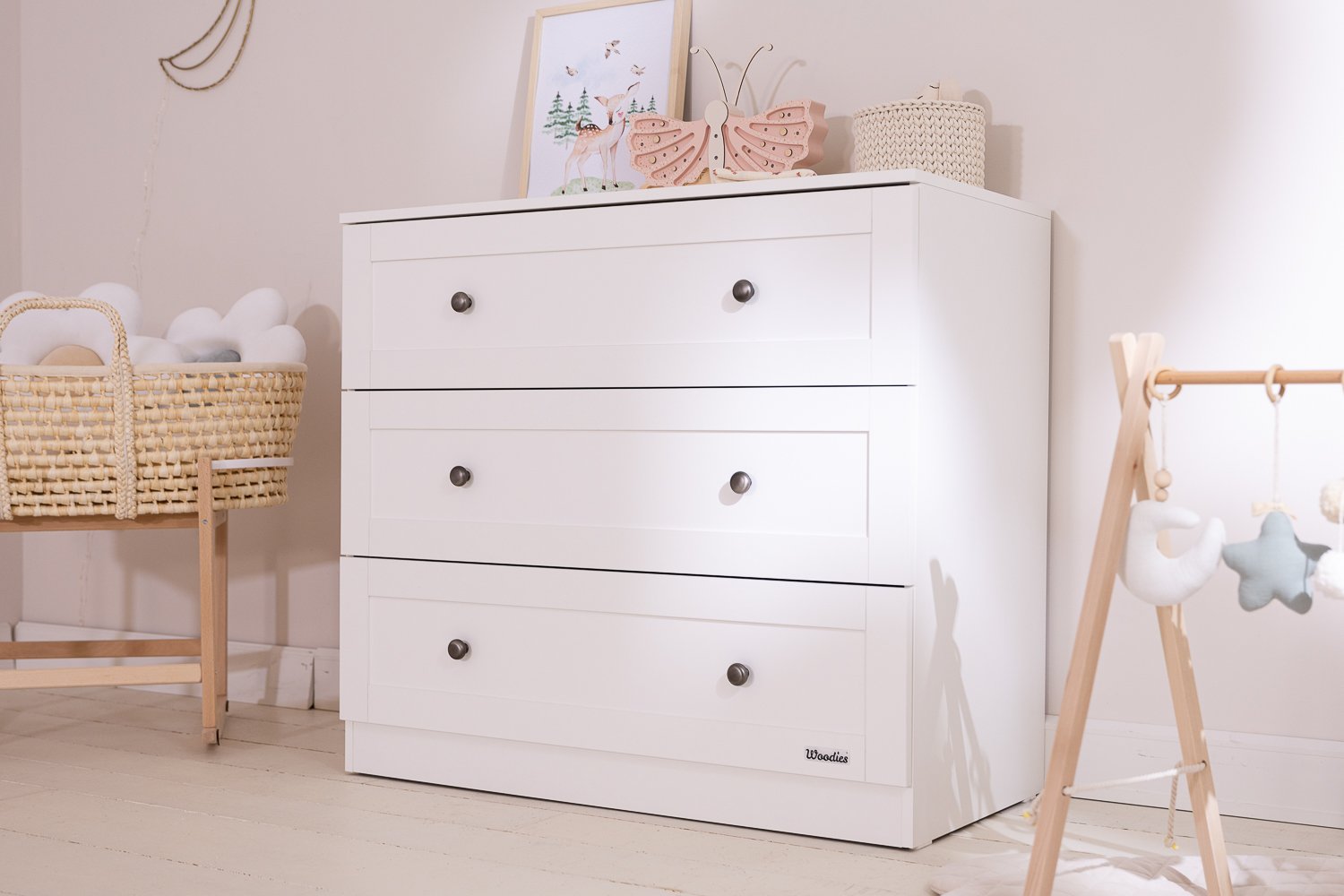 Classic Dresser with Changing Table