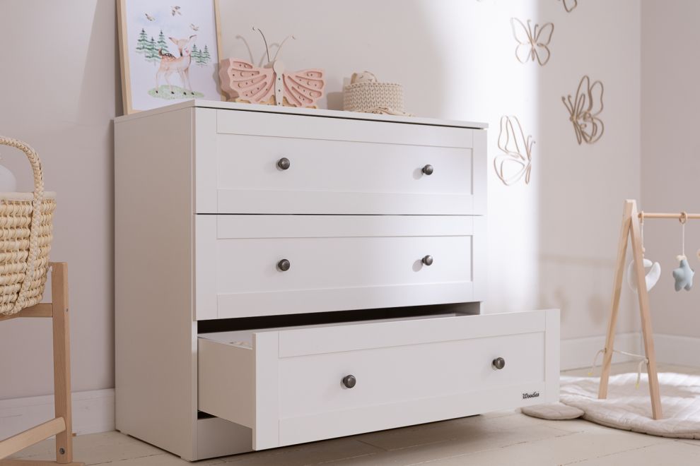 Classic Dresser with Changing Table