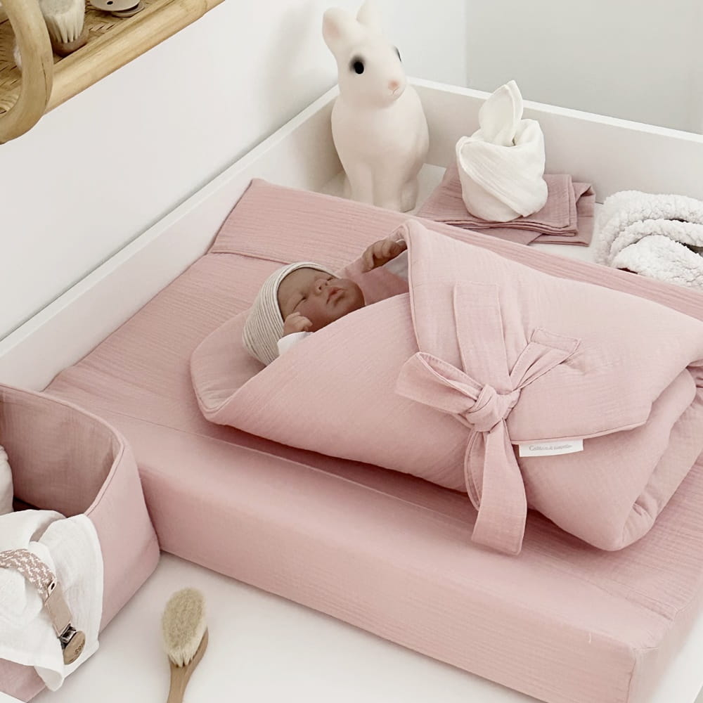 Muslin Changing Table Bubblegum