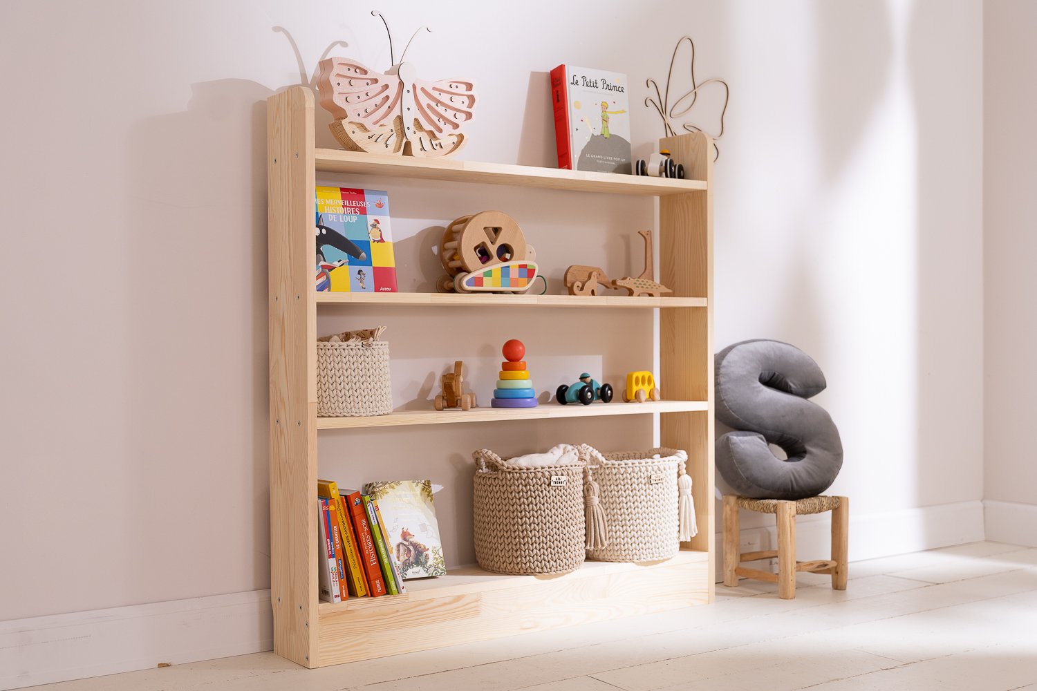 Montessori Shelf M