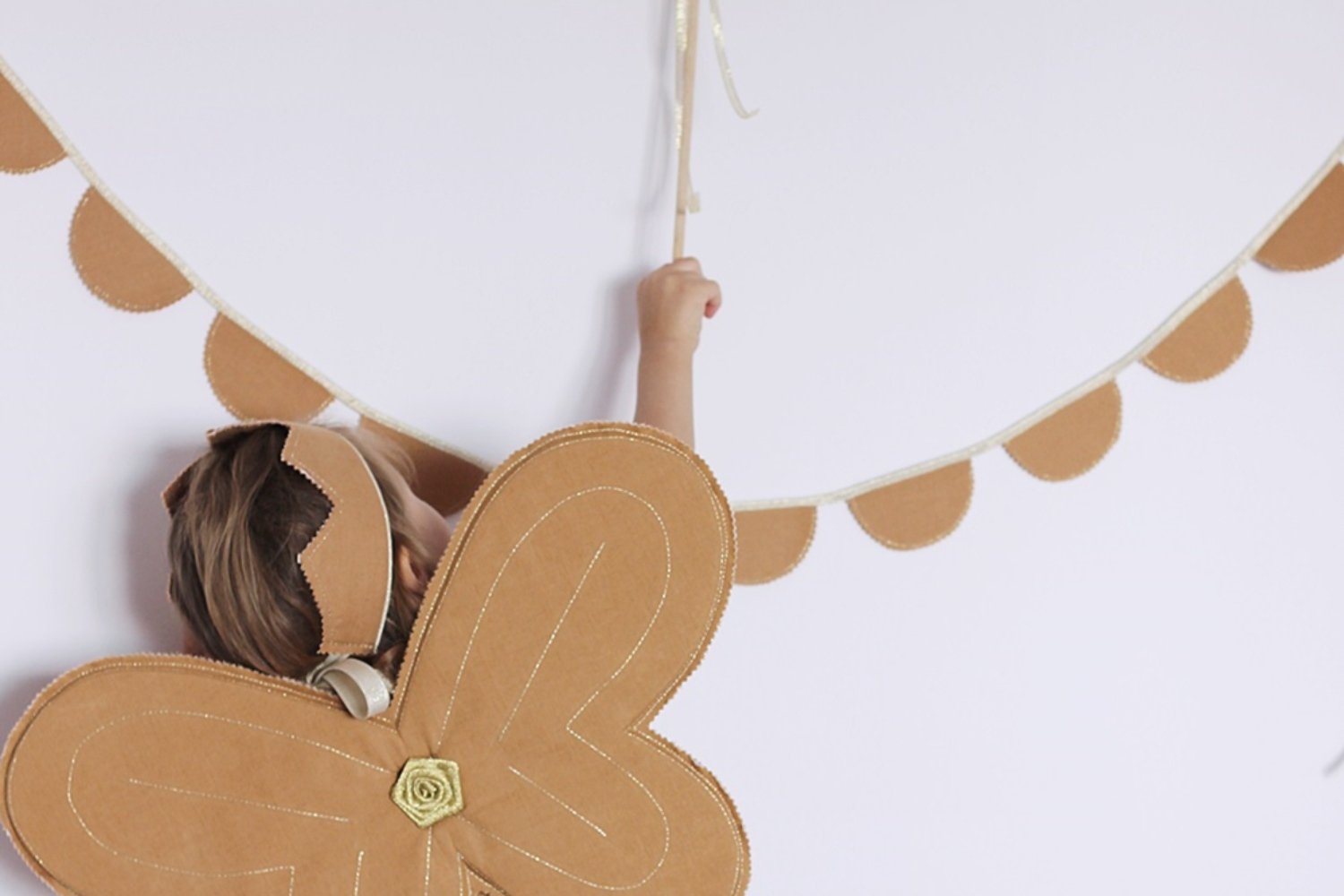 Caramel and Gold Party Garland