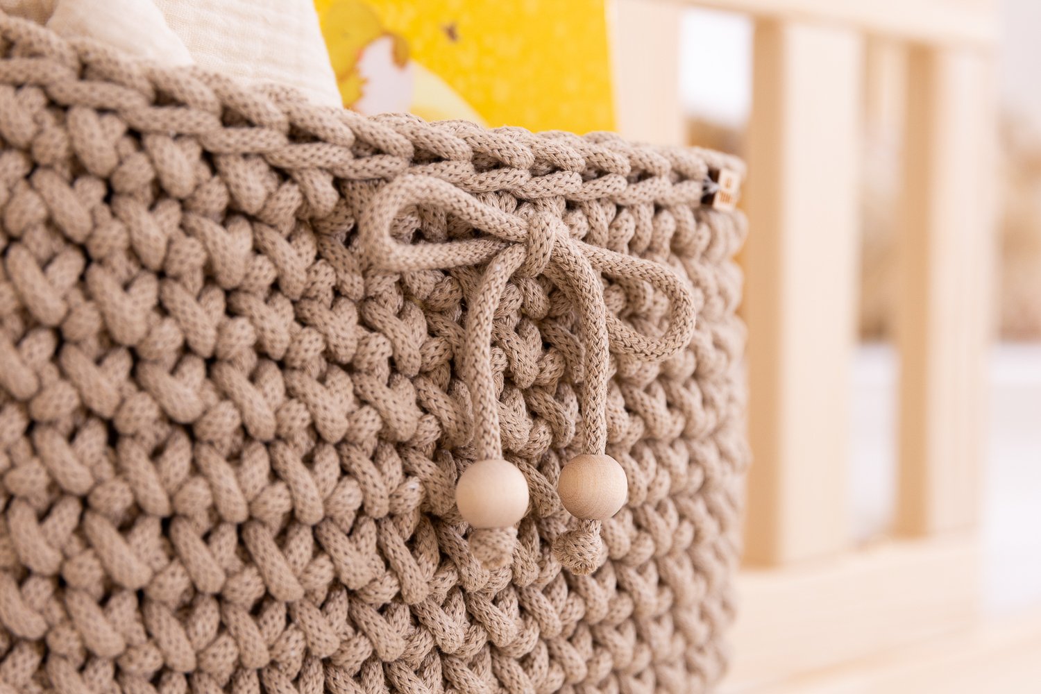 Crochet Bed Organiser - Mocha