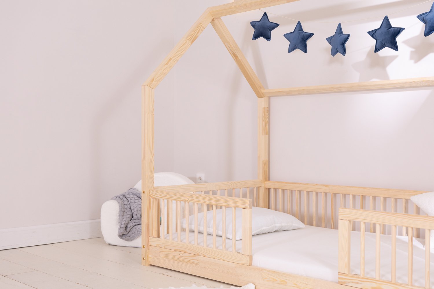 House Bed B On The Floor 90x190 House Bed B On The Floor 90x190