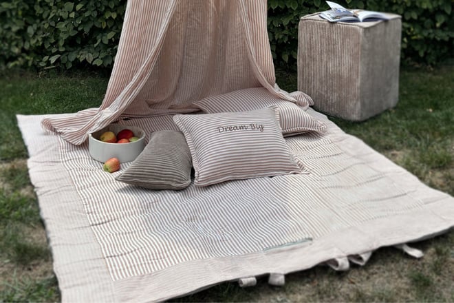 Manta de picnic de muselina con rayas beige