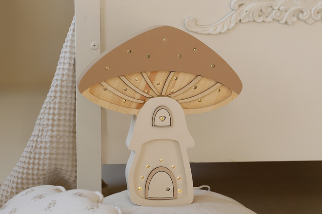 Lampička Little Lights Houba Cappuccino LED