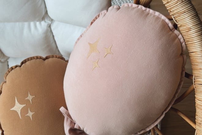 Mini Cuscino a Forma di Palloncino Decorativo - Rosa