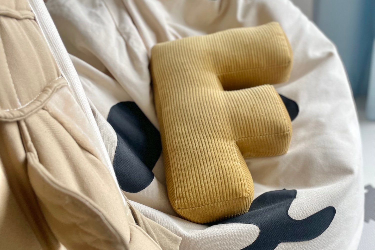 F - Honey Corduroy F - Honey Corduroy