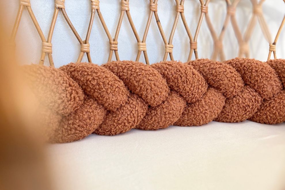 Cinnamon Boucle Bed Bumper - 3 Ropes