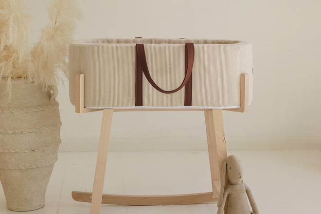 Berço de Veludo Cotelê com Suporte de Balanço - Natural