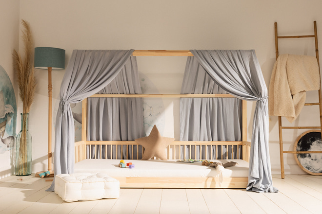 Plachta pro domečkovou postel šedá – model L Double