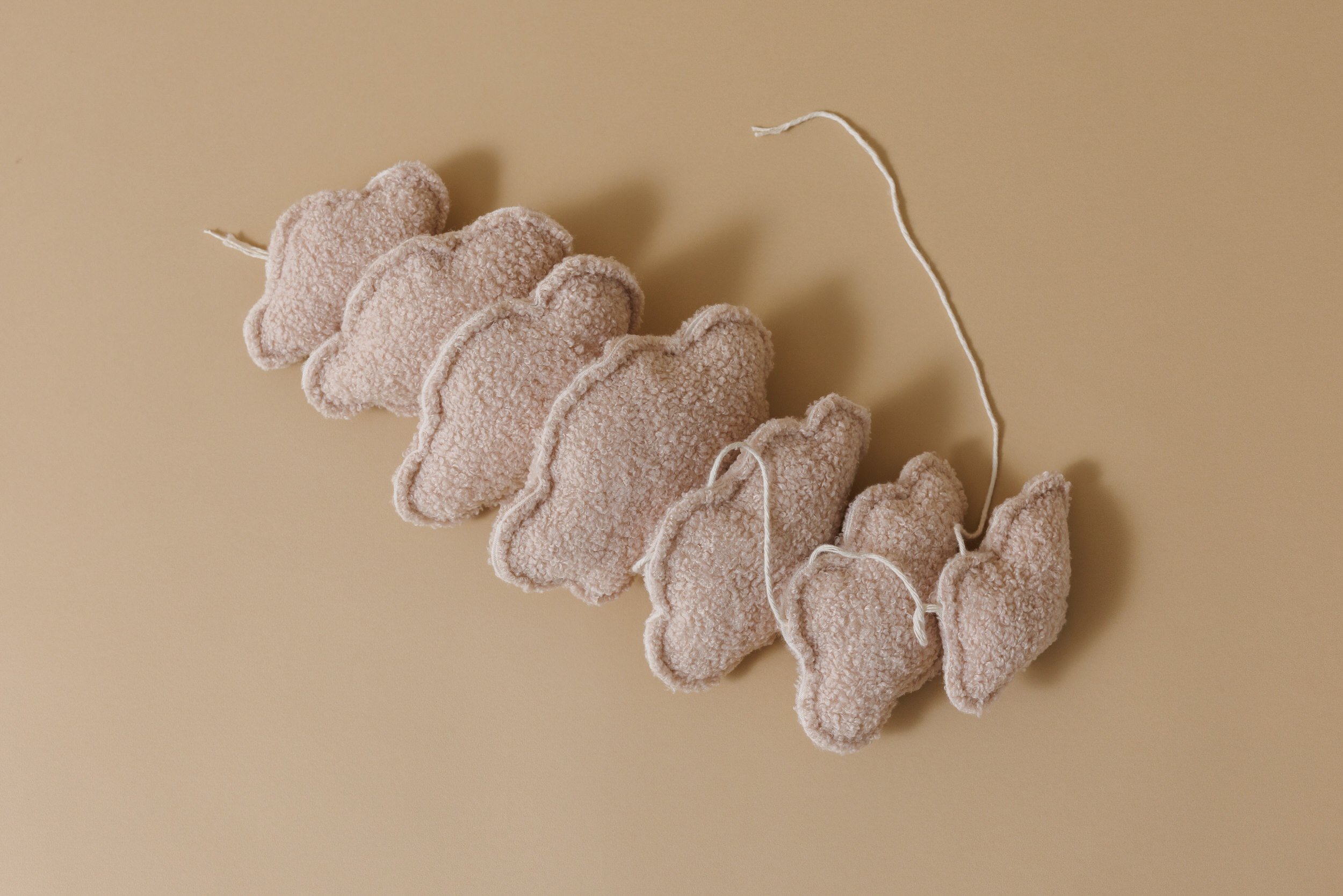 Boucle Clouds Garland - White