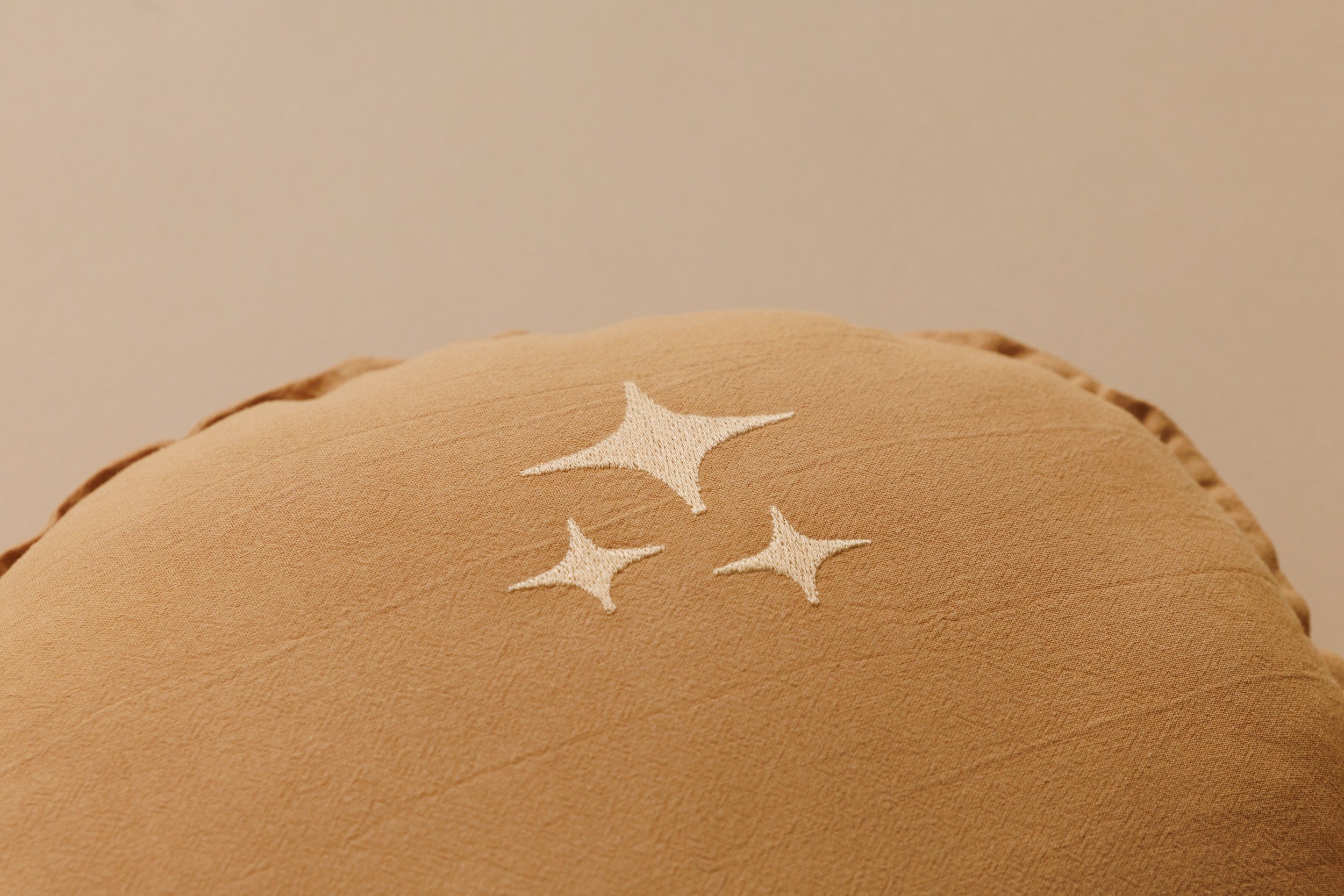 Decorative Mini Balloon Cushion - Camel