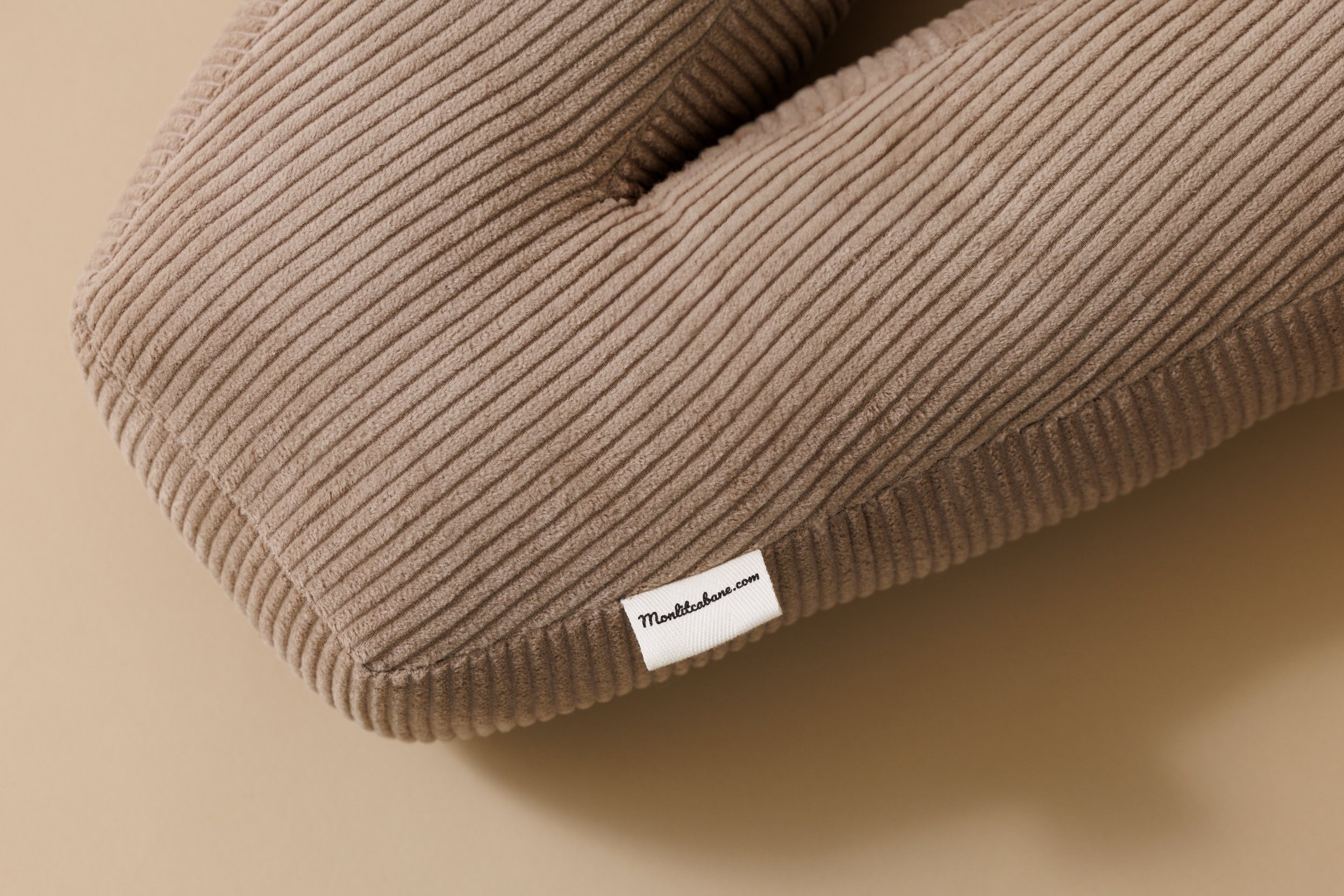 V - Cappuccino Corduroy V - Cappuccino Corduroy