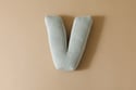Coussin Lettre V - Velours Côtelé Vert d'eau