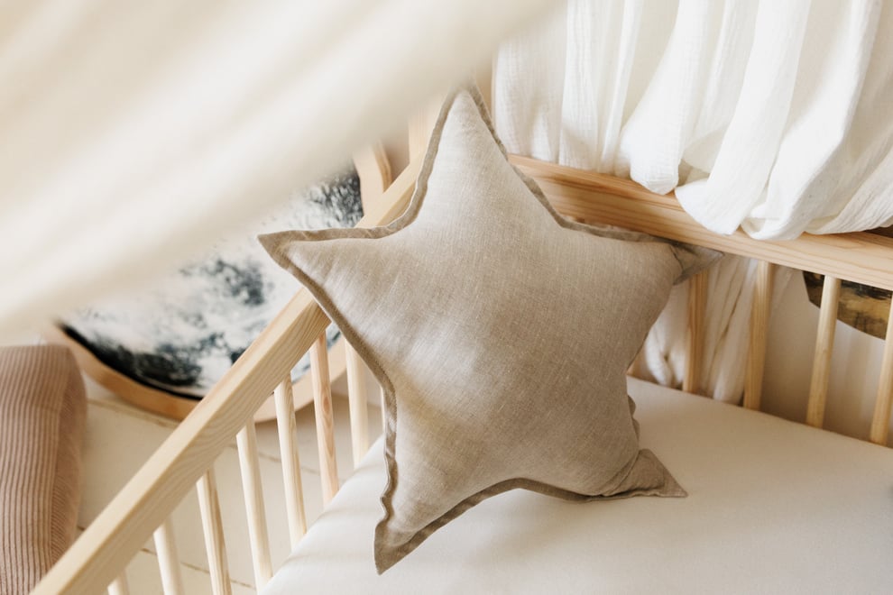 Natural Star Linen Cushion