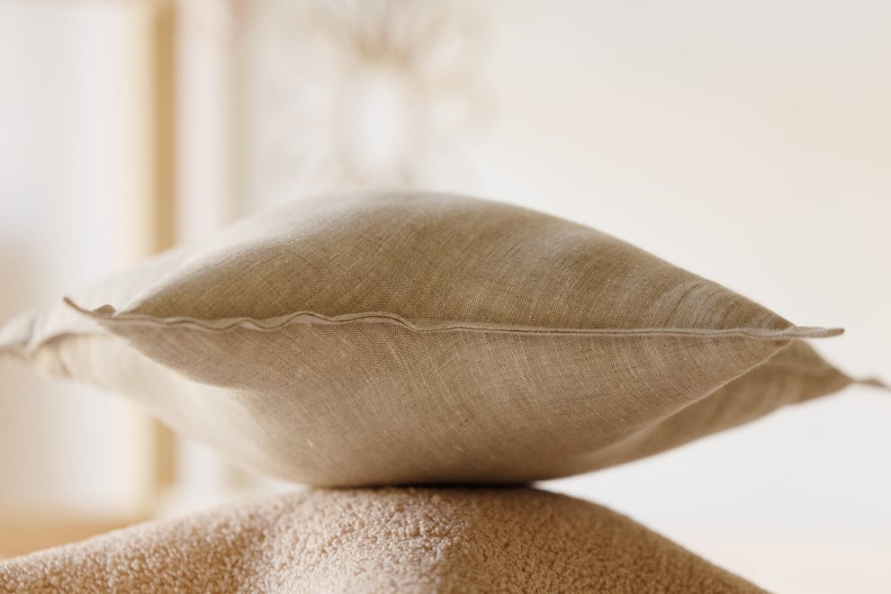 Natural Star Linen Cushion