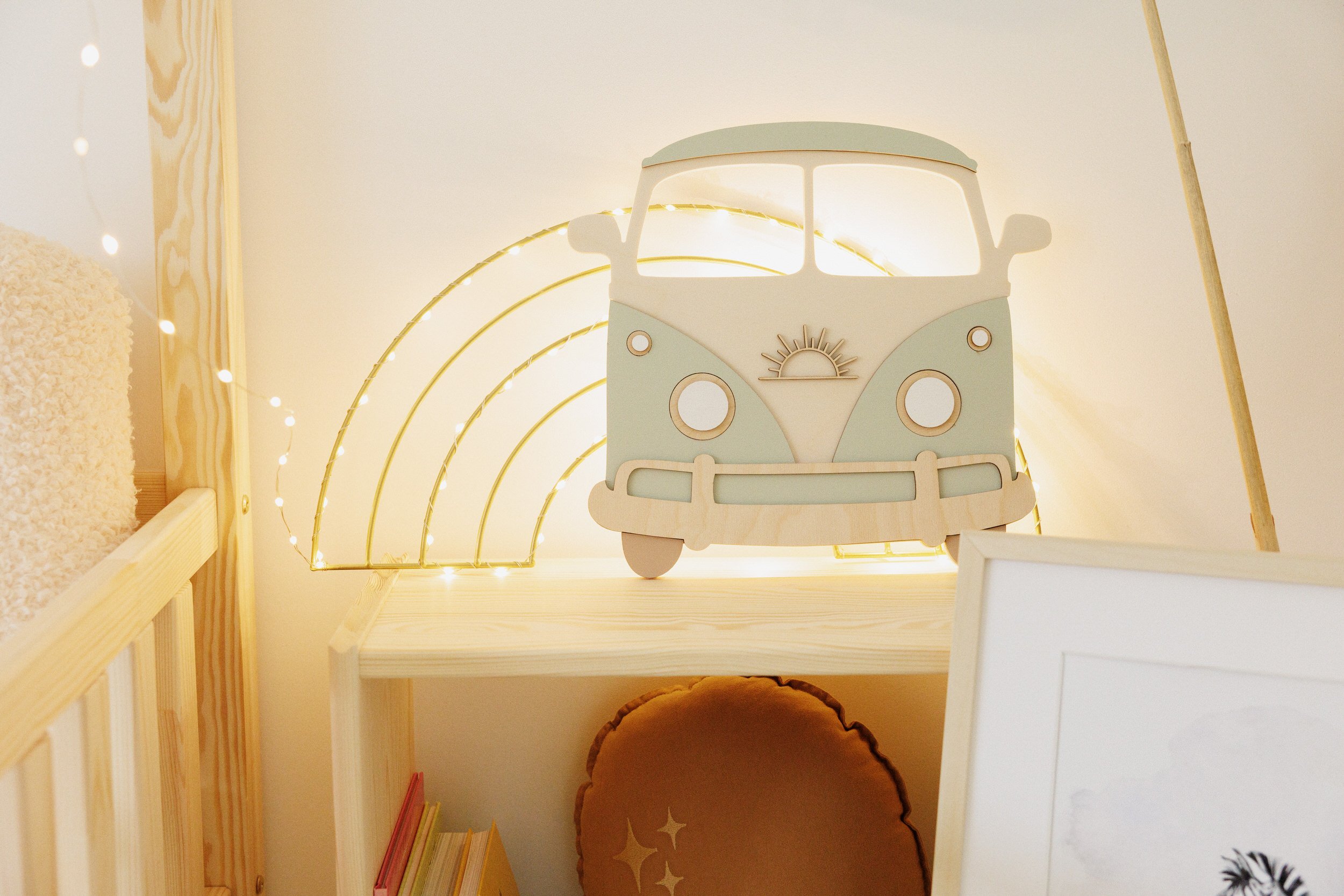 Mint Van Lamp