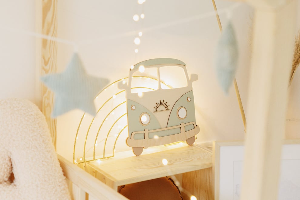 Mint Van Lamp