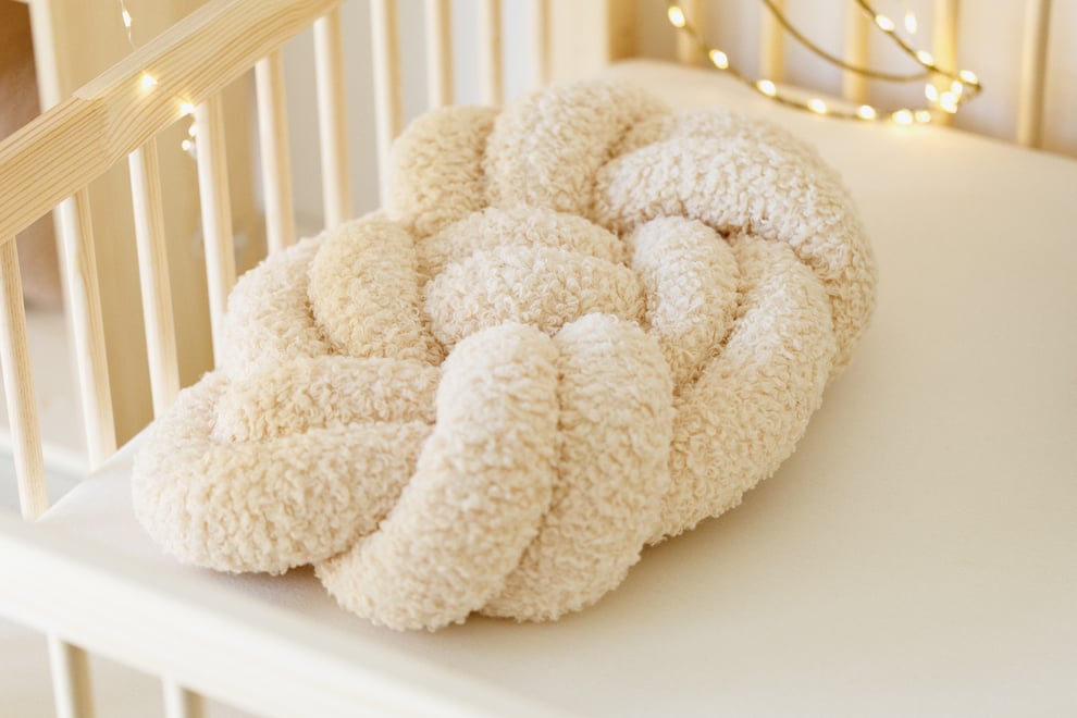 Coussin Noeud Bouclé