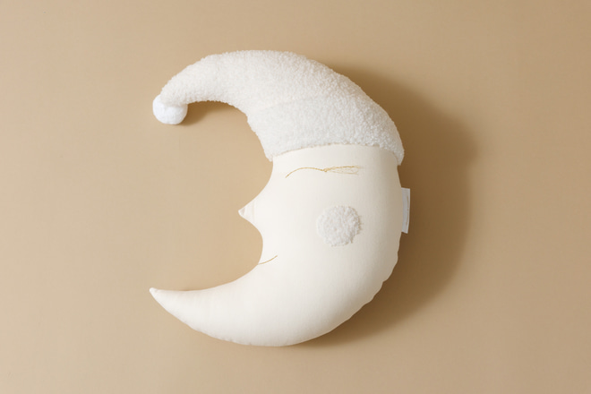 Polštář Sleeping Moon Vanille