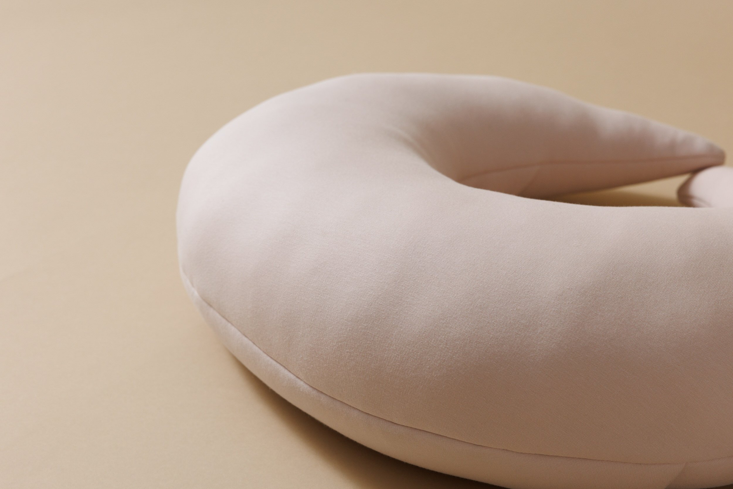 Croissant Nursing Pillow - Blush