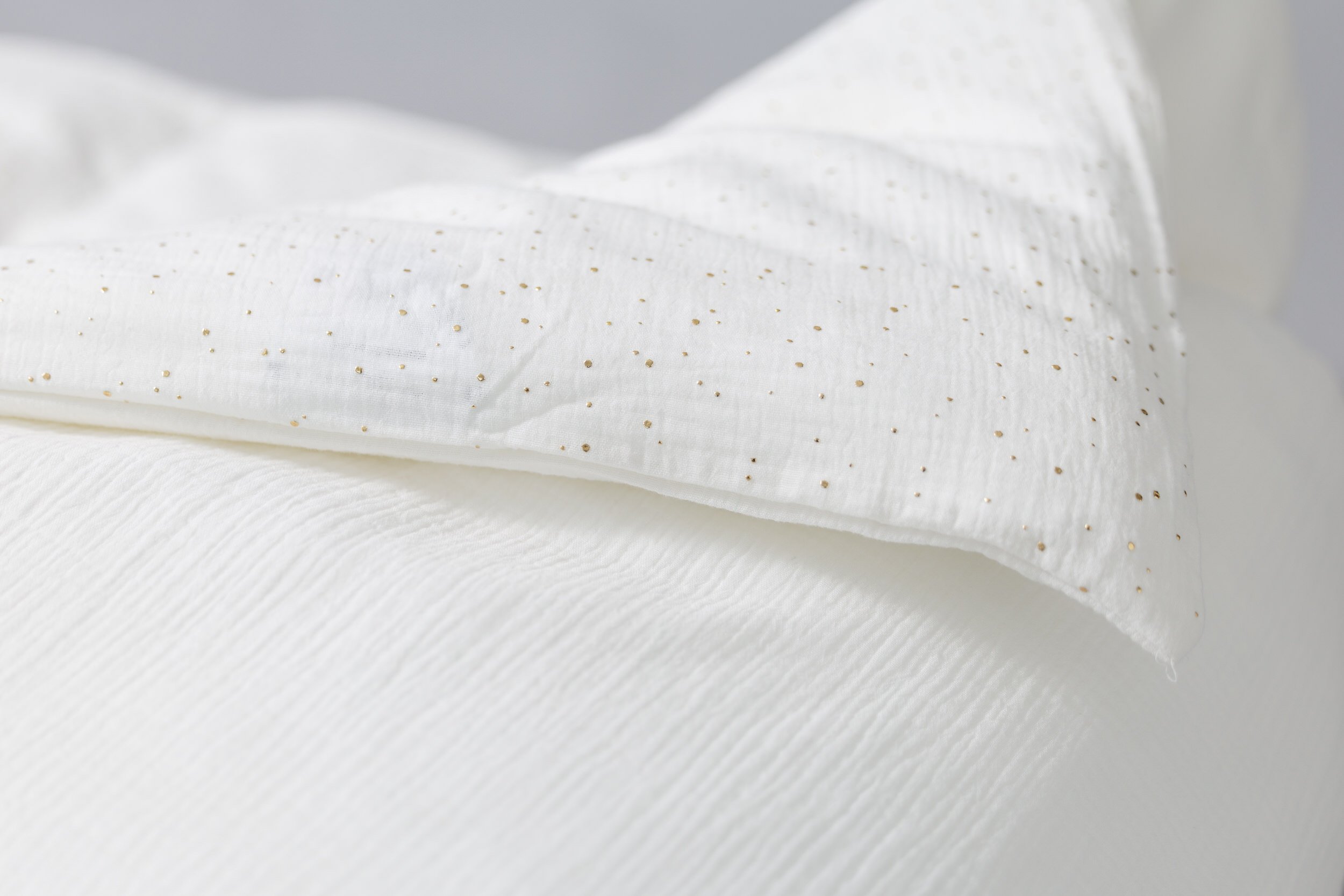 Cotton Muslin 140x200 Duvet Set - White & Gold Dots