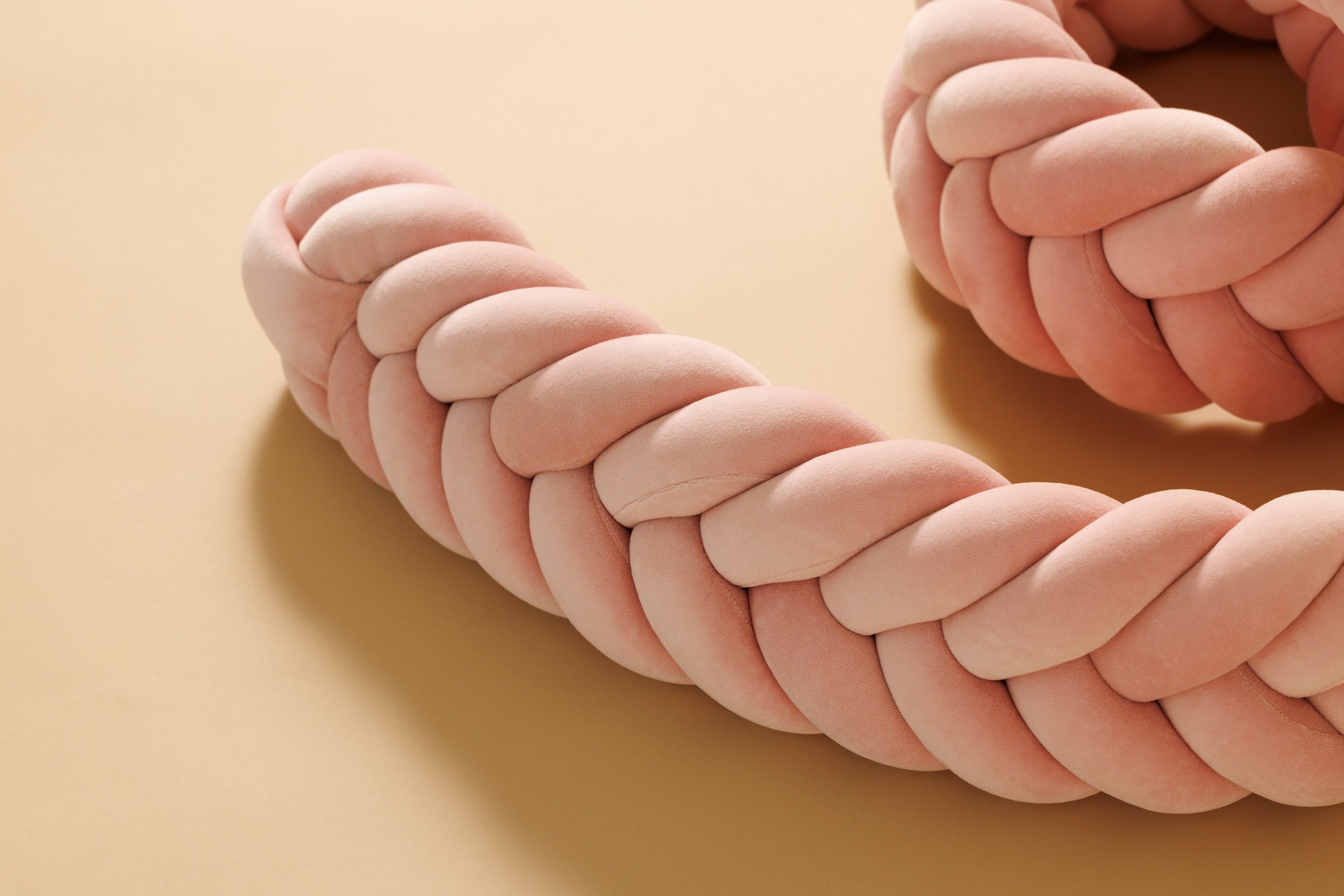 Powder Pink Fishtail Braided Bed Bumper