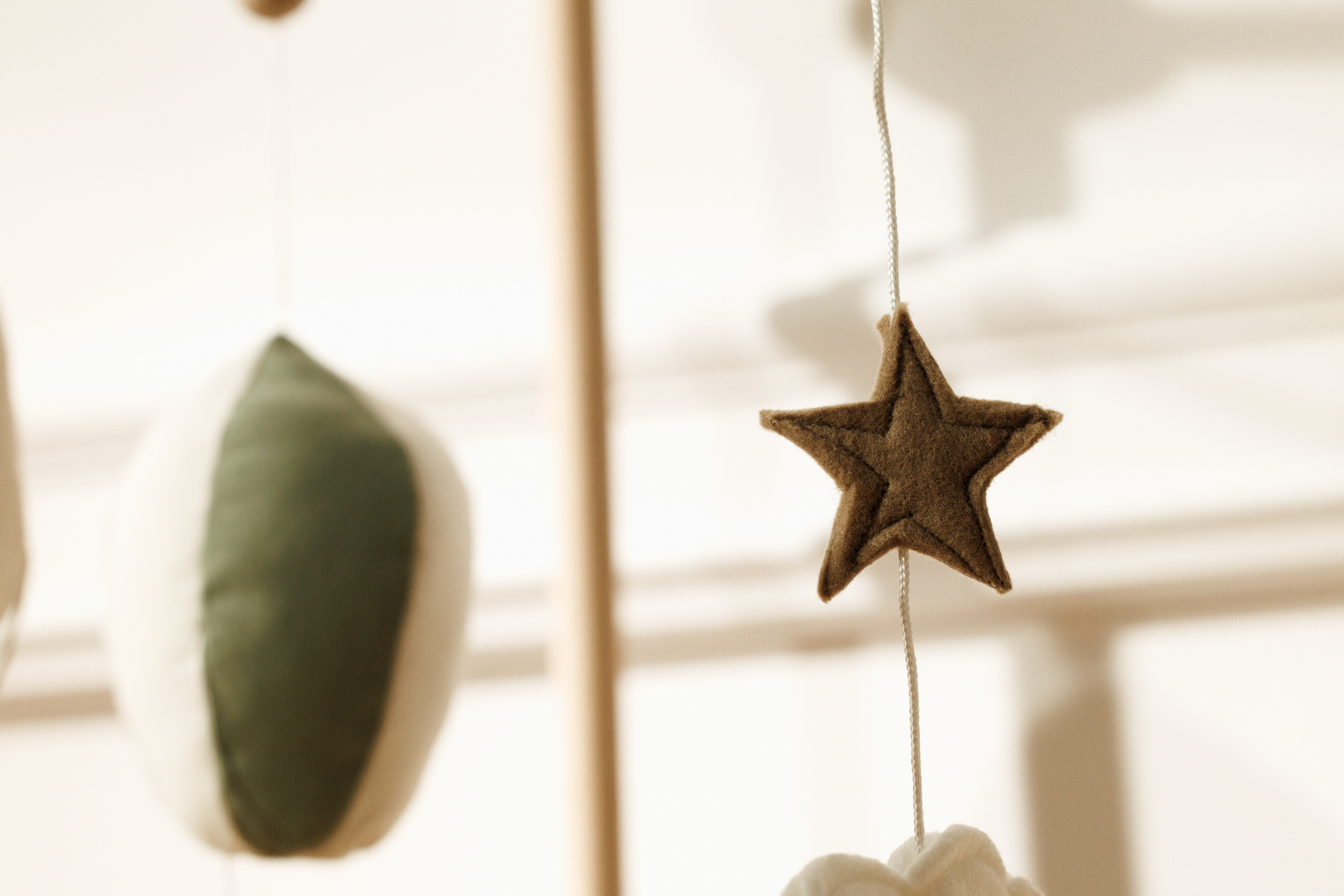 - Mobile Musical Cirque - list: Marron|Vert (Mon Lit Cabane) - Image 3