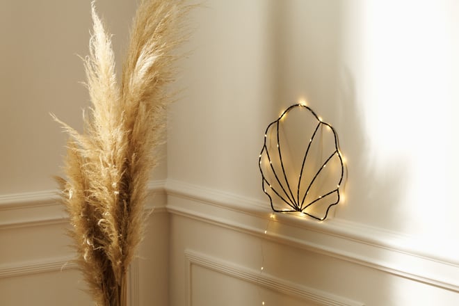 Black Metal Wire LED Light - Shell