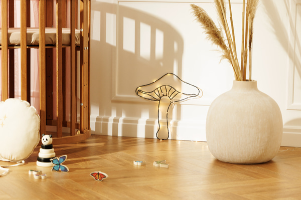 Luz LED de Arame Metálico Preto - Cogumelo